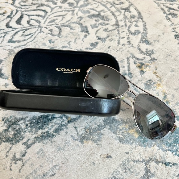 Coach Sunglasses - Picture 1 of 7
